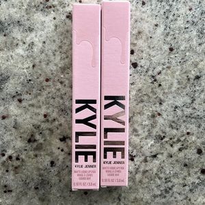 Kylie Lipsticks in Khol$. Matte.